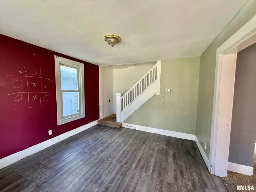1103 E Maywood Avenue, Peoria, IL 61603 - #2