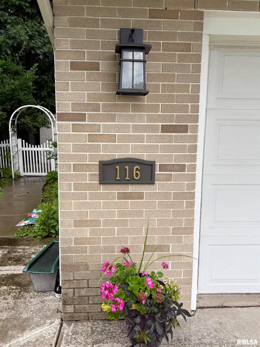 116 Campanile Drive, East Peoria, IL 61611 - #3
