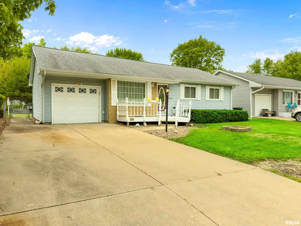 102 Laurel Lane, East Peoria, IL 61611 - #1