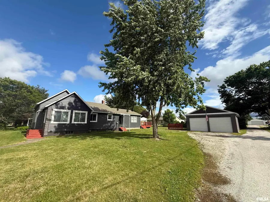 130 E Maple Street, Roseville, IL 61473 - #3