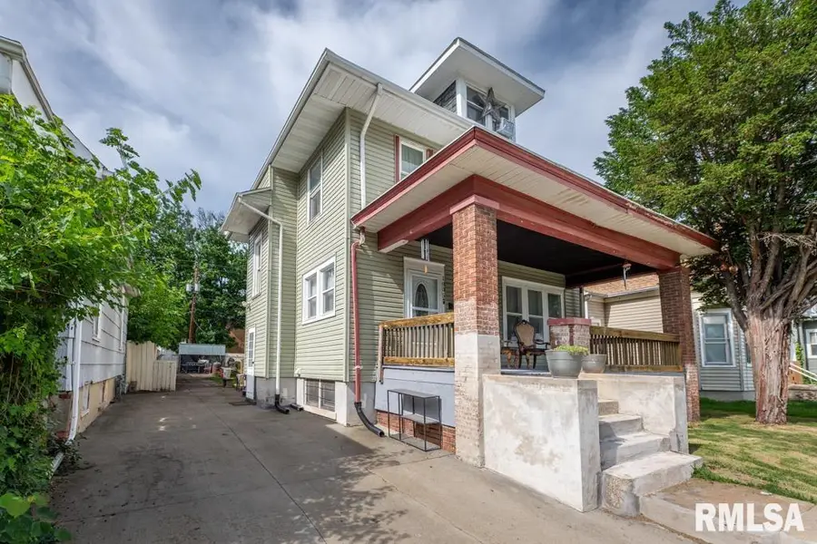 1805 W Fredonia Avenue, Peoria, IL 61606 - #2