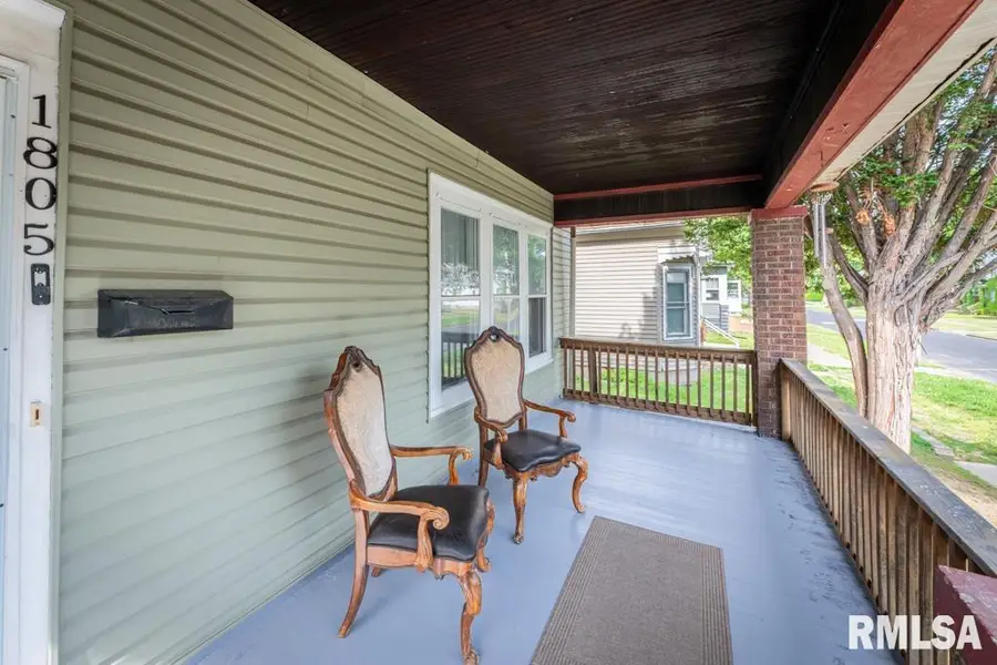 1805 W Fredonia Avenue, Peoria, IL 61606 - #3