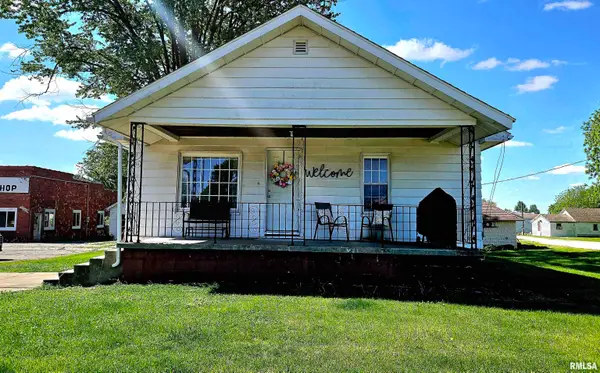 1790 E Chestnut Street, Canton, IL 61520