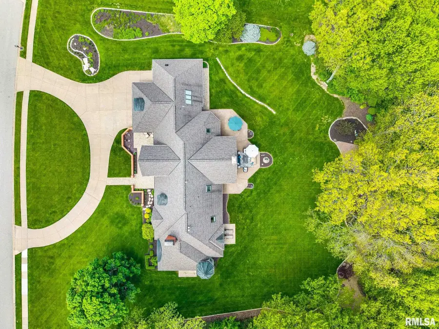 41 Oak Ridge Point, Morton, IL 61550 - #2