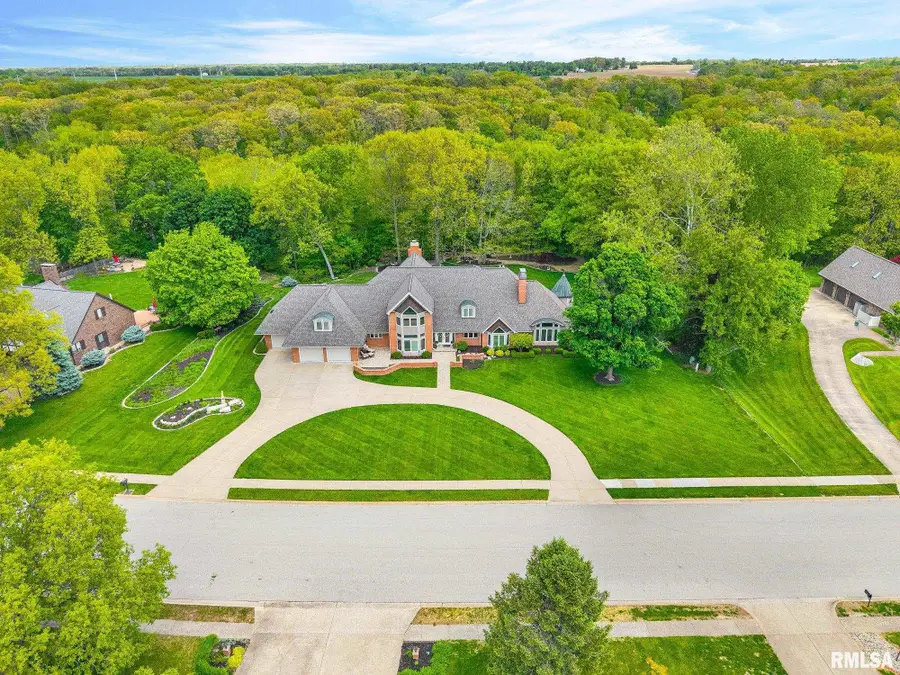 41 Oak Ridge Point, Morton, IL 61550 - #3