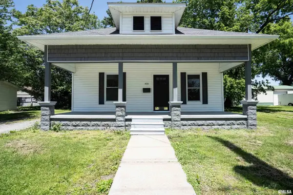 820 W Maplewood Street, Marion, IL 62959