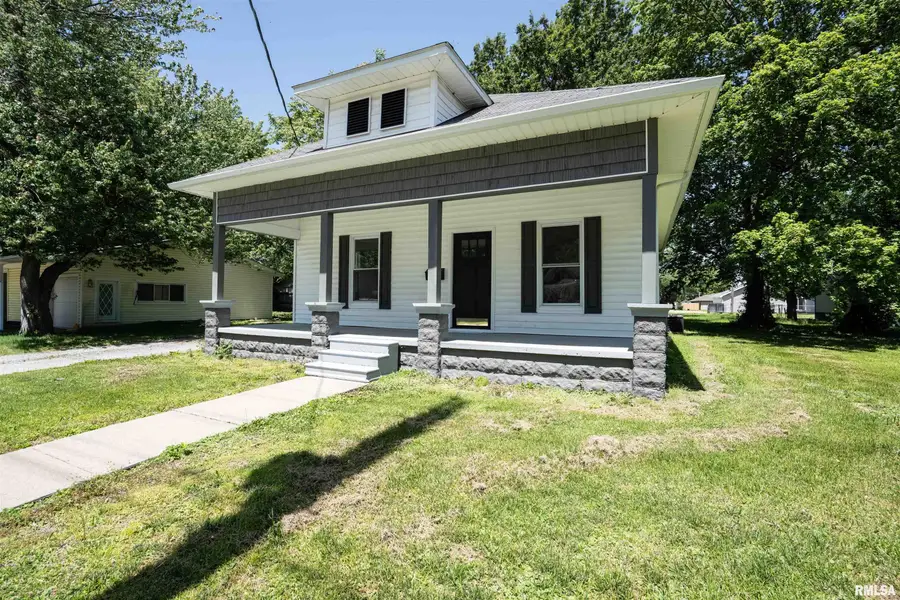 820 W Maplewood Street, Marion, IL 62959 - #3