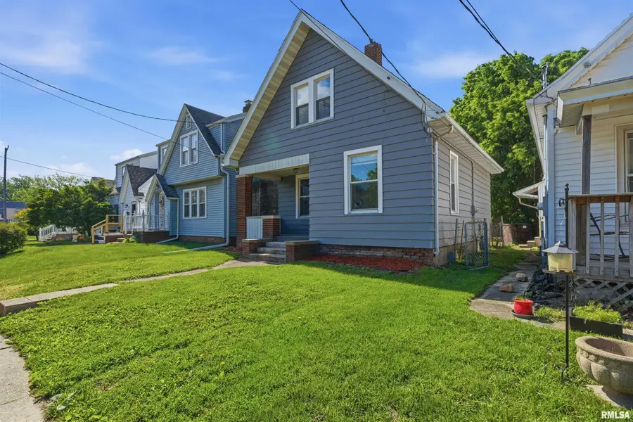 410 E Forrest Hill Avenue, Peoria, IL 61603 - #3