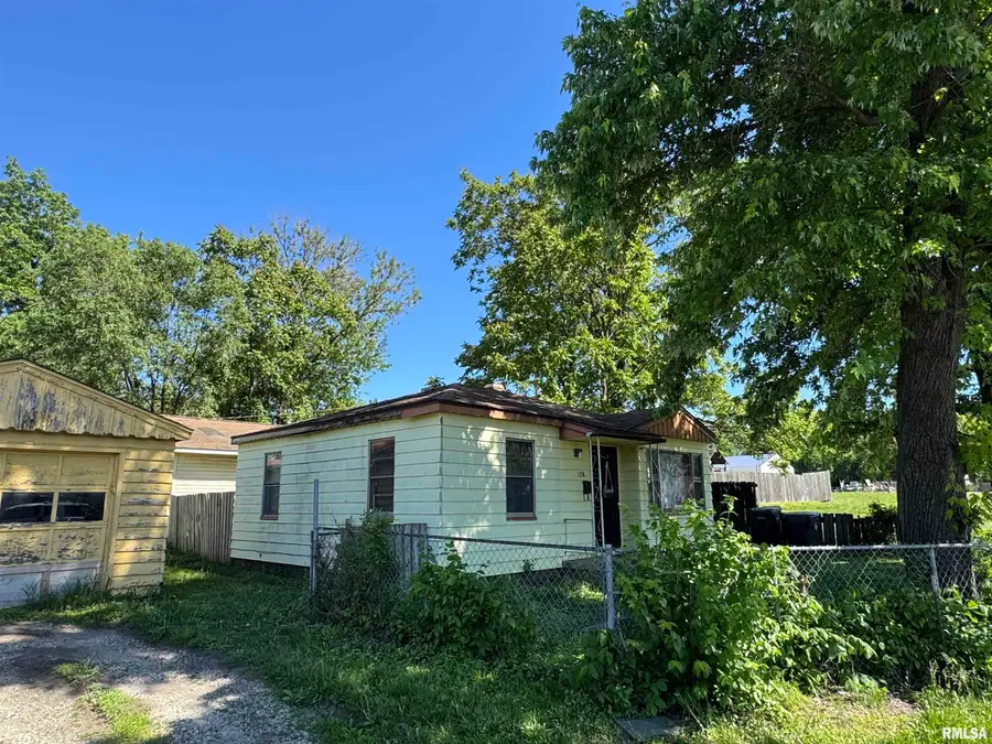 108 Sapp Street, Pekin, IL 61554 - #2
