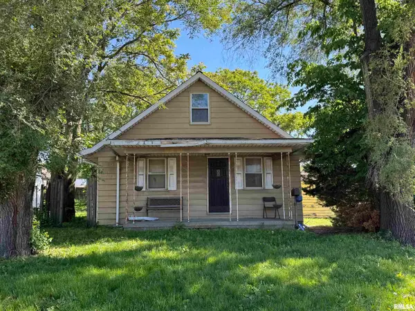 200 Cooper Street, Pekin, IL 61554