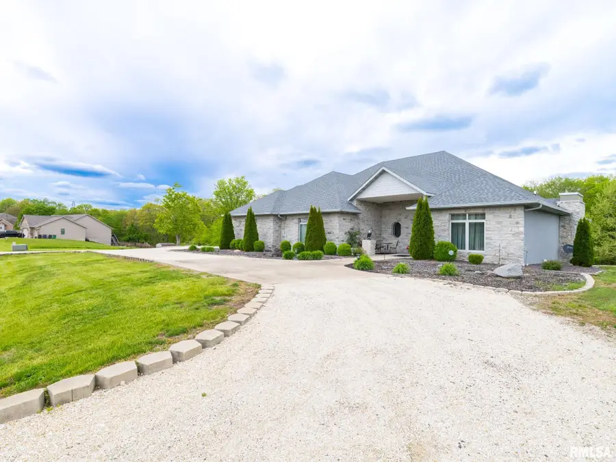 6009 W Sunflower Drive, Peoria, IL 61607 - #2