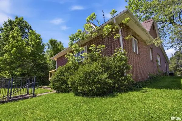 812 N Lafayette Street, Macomb, IL 61455