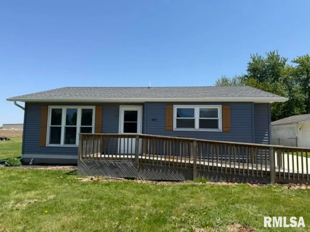 307 Camelot Drive, Washington, IL 61571 - #1