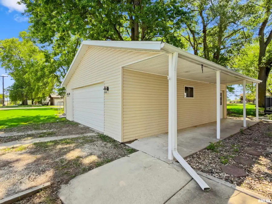 4406 Kangley Avenue, Streator, IL 61364 - #3