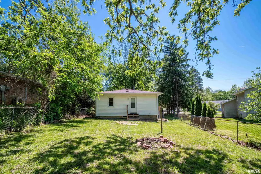 4503 NE Scenic Drive, Peoria, IL 61615 - #2
