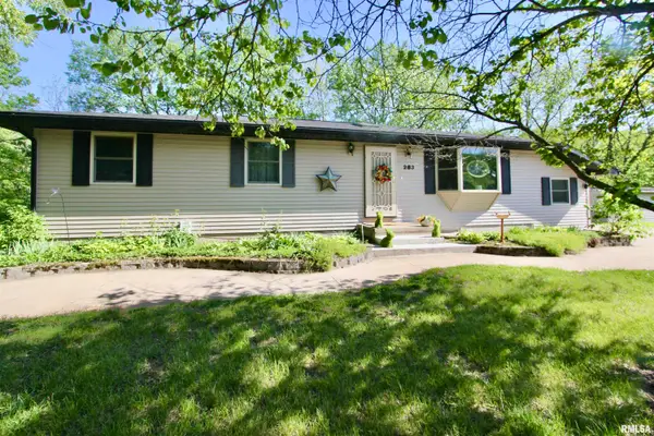 283 E Lucille Street, East Peoria, IL 61611