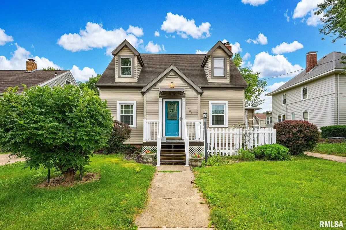 706 E Maywood Avenue, Peoria, IL 61603 - #1