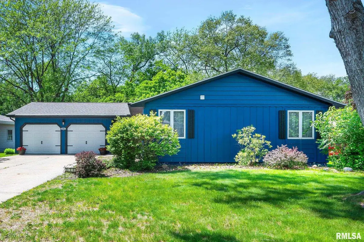 111 Herman Street, East Peoria, IL 61611 - #1
