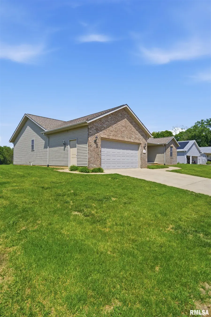20 Ashwood Lane, Pekin, IL 61554 - #3
