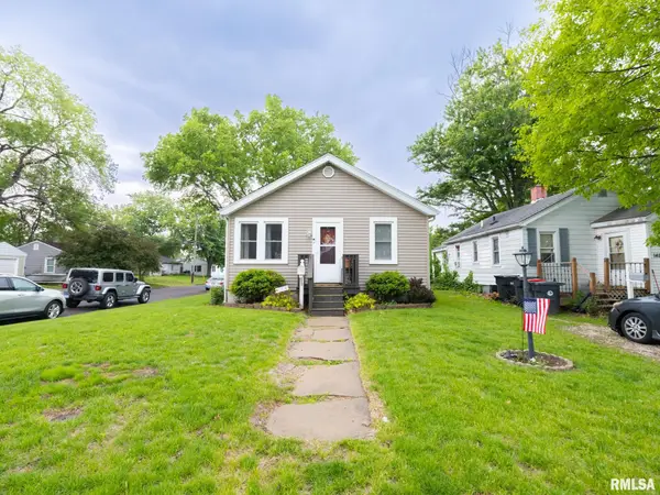 1430 Fisher Street, Pekin, IL 61554