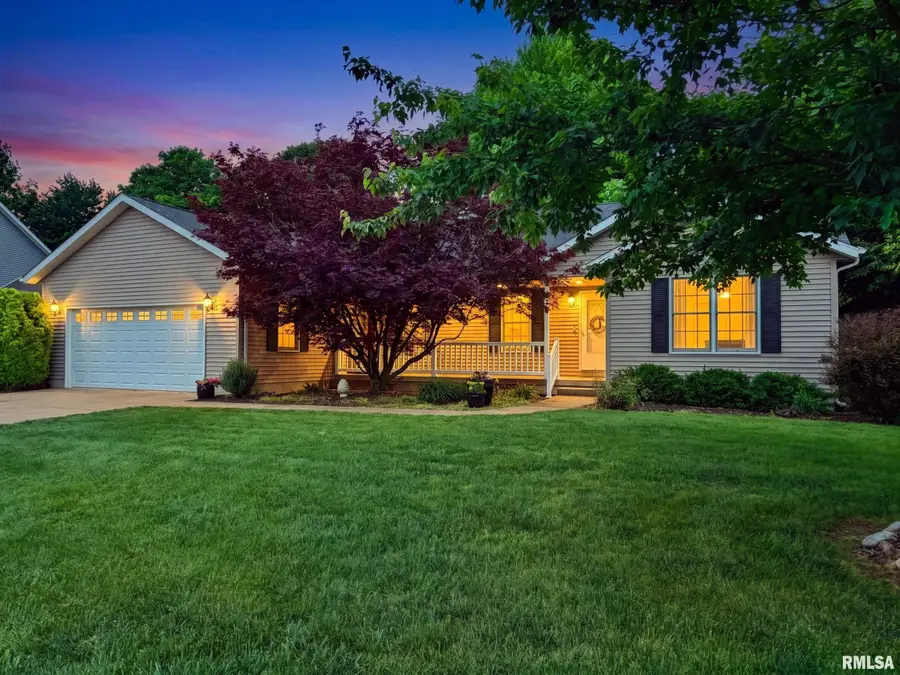 592 Westwood Boulevard, Canton, IL 61520 - #2