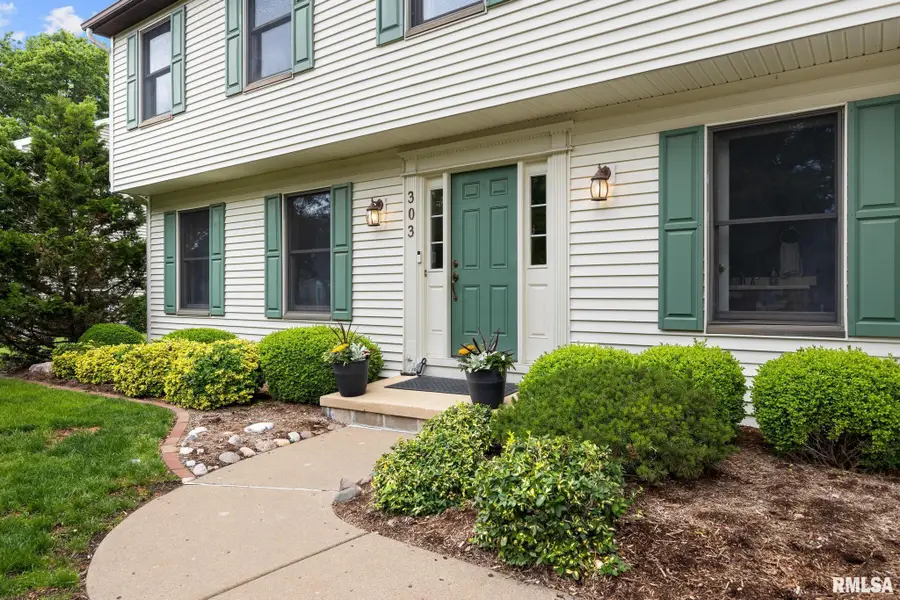 303 W Aspen Way, Peoria, IL 61614 - #3