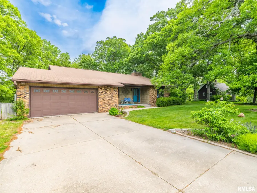 244 Whispering Oaks Drive, Germantown Hills, IL 61548 - #2