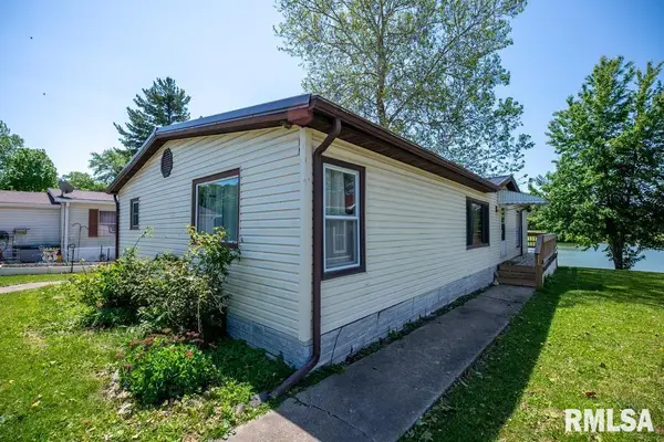 113 Lakepoint Drive, Metamora, IL 61548