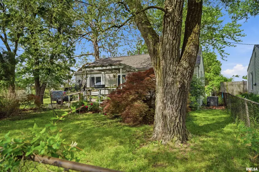 107 Florida Avenue, Washington, IL 61571 - #2