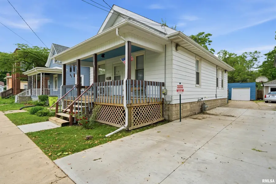 809 E Republic Street, Peoria, IL 61603 - #3