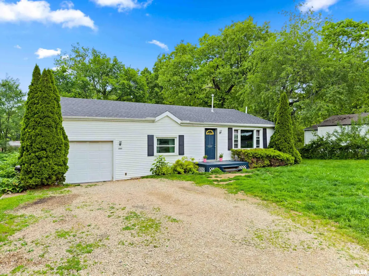 3507 W Queen Ann Court, Peoria, IL 61615 - #1