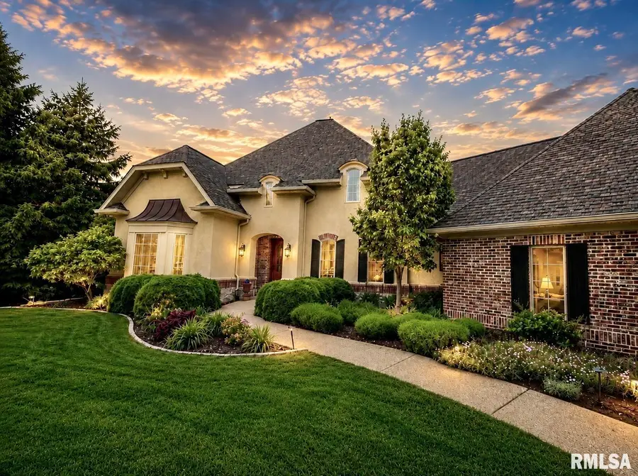 3023 W Pilgrims Way, Peoria, IL 61615 - #3