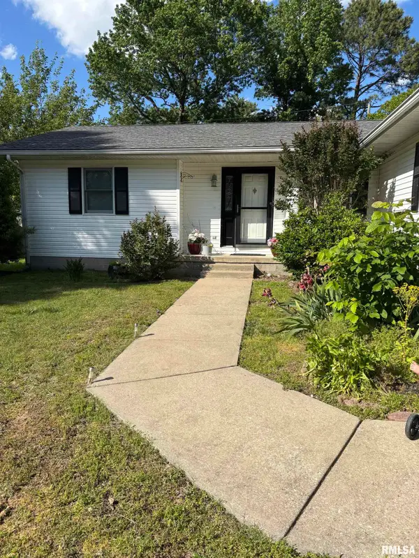 619 S Surrey Lane, Carbondale, IL 62901