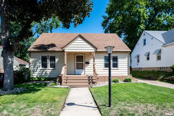 1007 Chestnut Street, Pekin, IL 61554