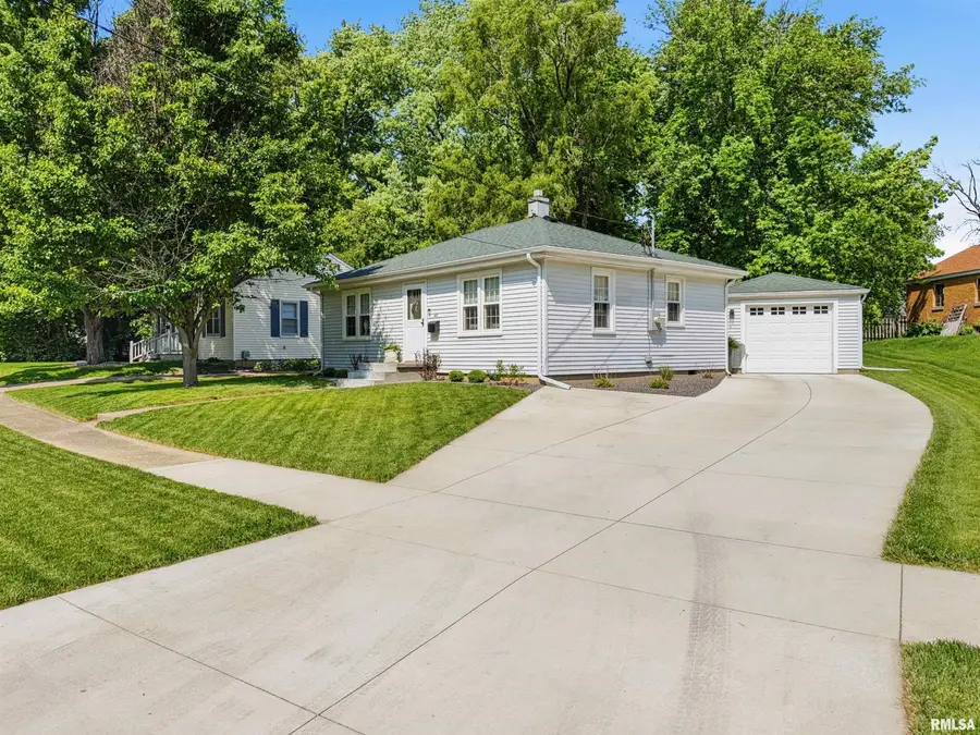 601 Spring Street, Washington, IL 61571 - #2