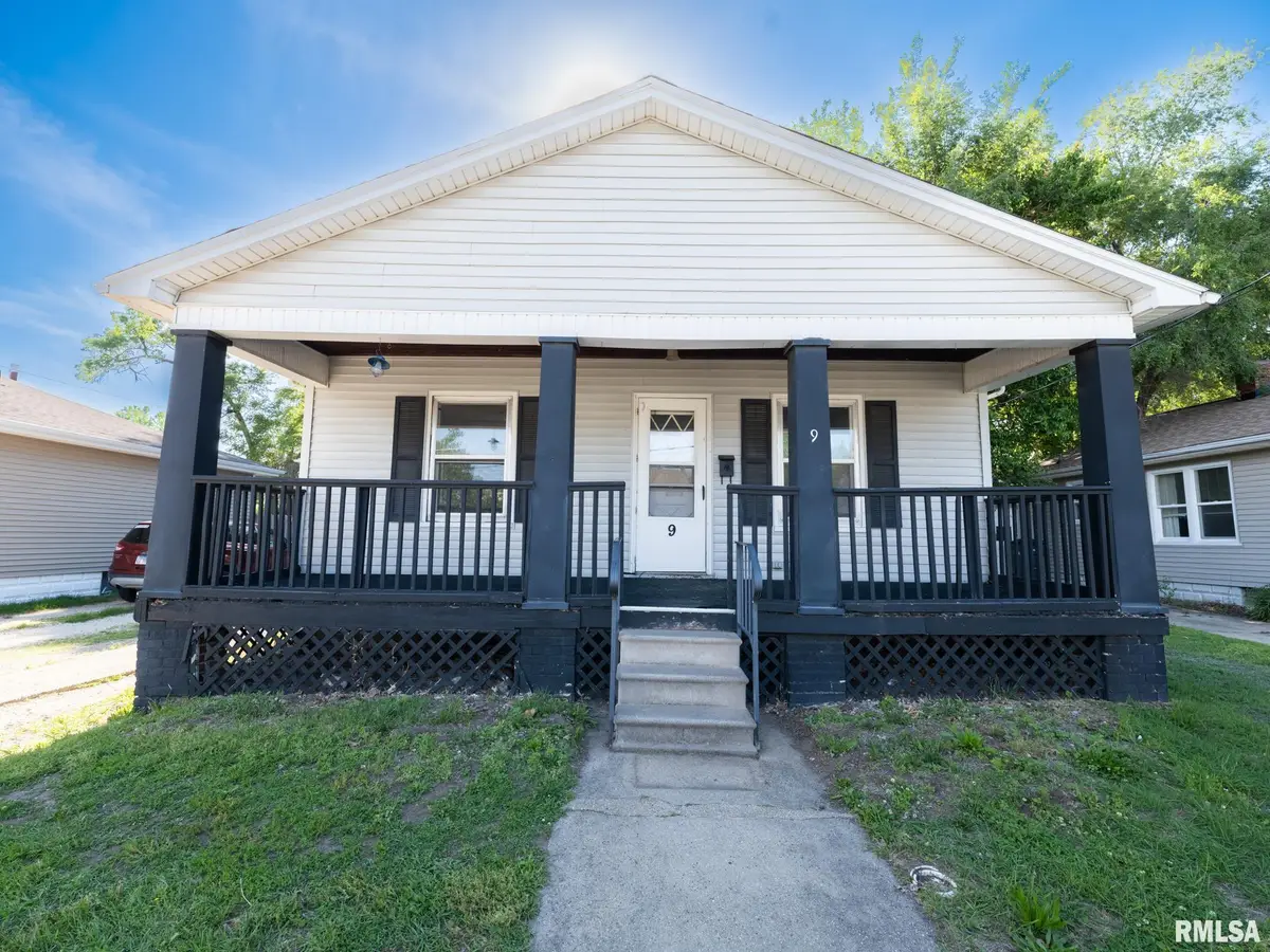 9 Hecker Court, Pekin, IL 61554 - #1