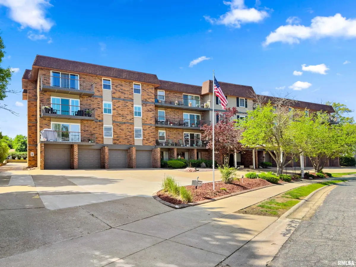 906 W Loire Court #A-2, Peoria, IL 61614 - #1