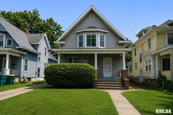 1918 W Clarke Avenue, West Peoria, IL 61604