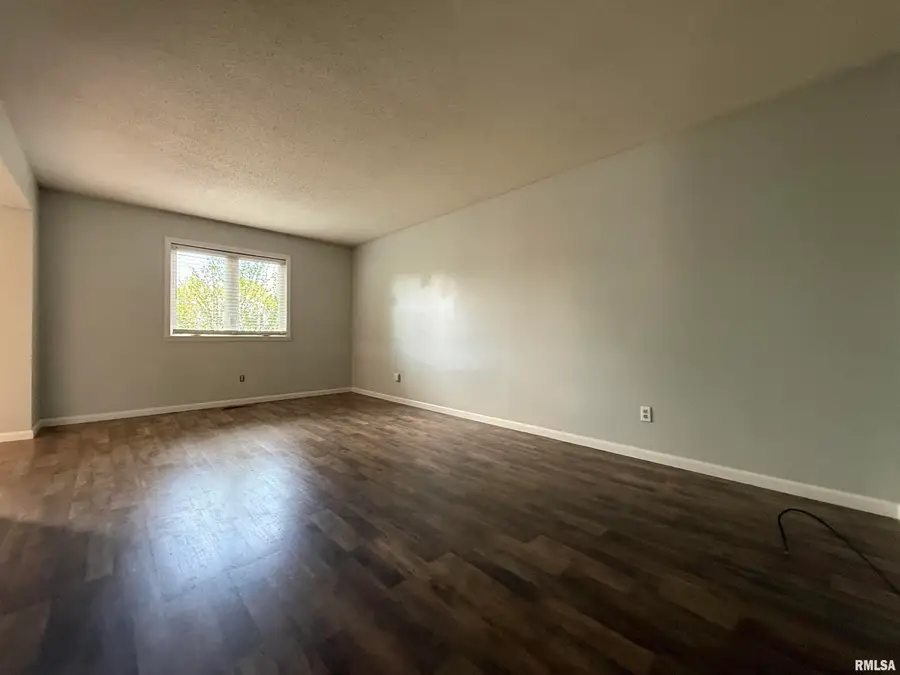 3 Cedar Drive, Macomb, IL 61455 - #3