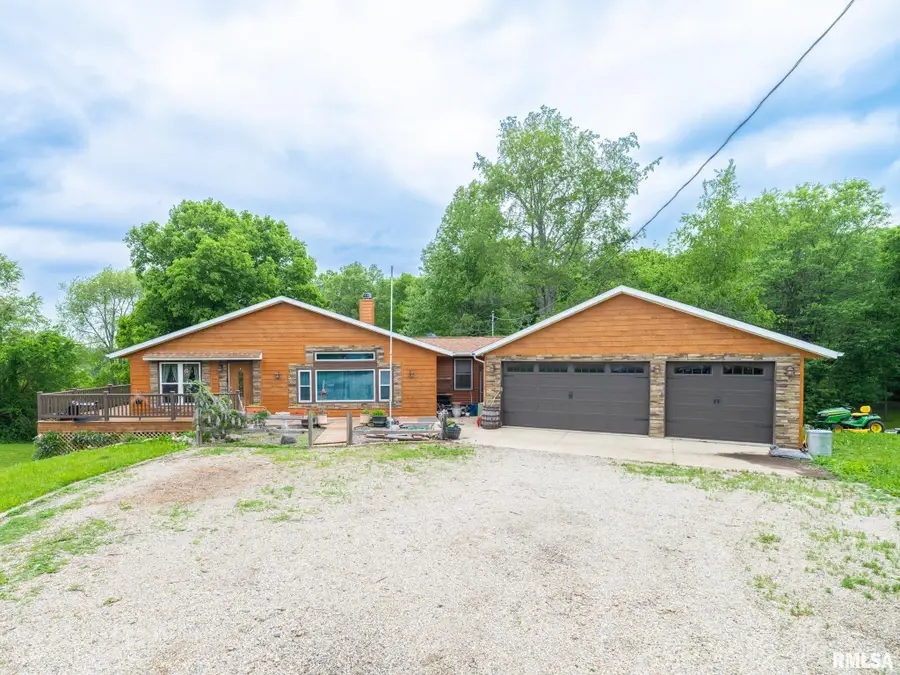 406 W Fast Avenue, Mackinaw, IL 61755 - #2