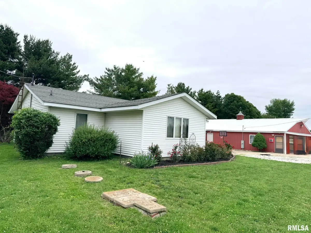 24188 E County Highway 27 Highway, Canton, IL 61520 - #1