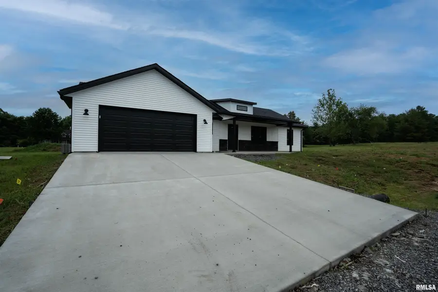 662 Copper Creek Lane, Herrin, IL 62948 - #2