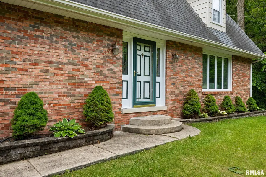 102 Bittersweet Lane, East Peoria, IL 61611 - #3