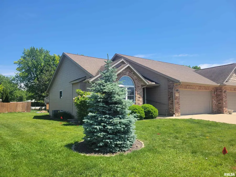 618 Mickel Parkway, Washington, IL 61571 - #2