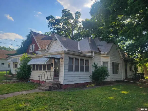 223 NE Rock Island Avenue, Peoria, IL 61603