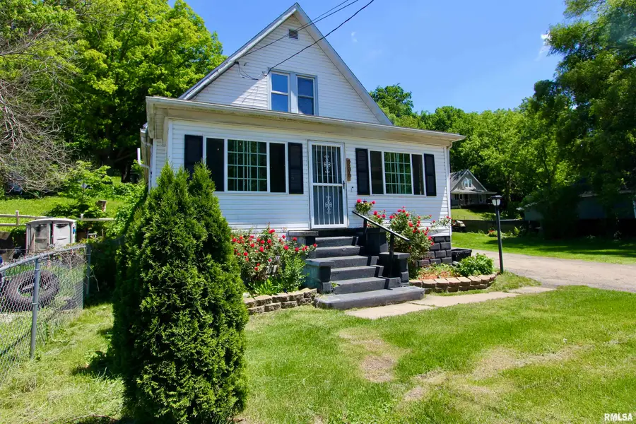 206 Kerfoot Street, East Peoria, IL 61611 - #2