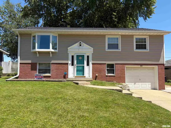 304 Dundee Road, East Peoria, IL 61611