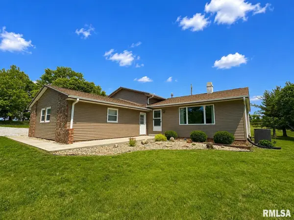 2313 Maple Avenue, Macomb, IL 61455