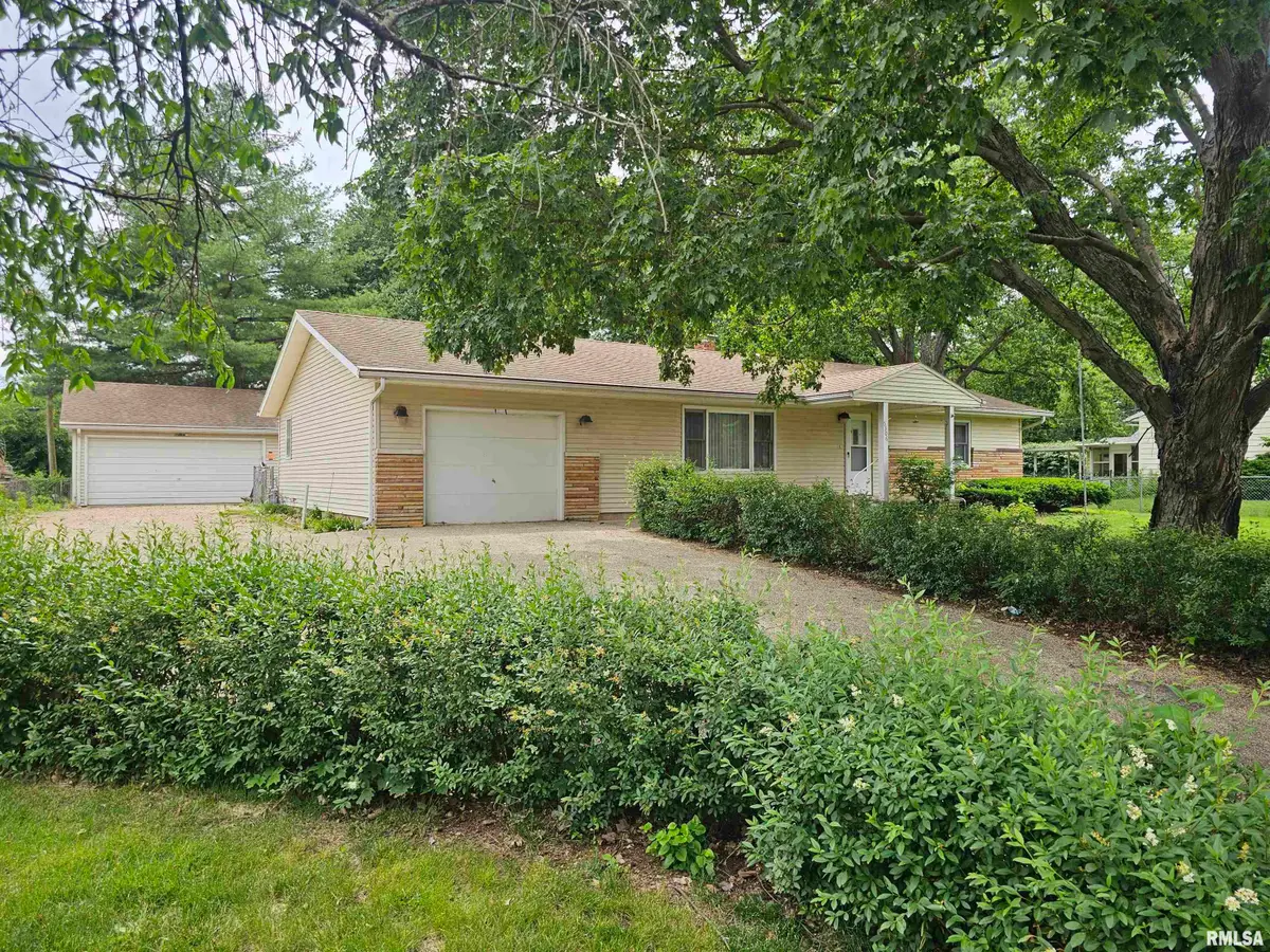 5306 E Cambron Avenue, Chillicothe, IL 61523 - #1