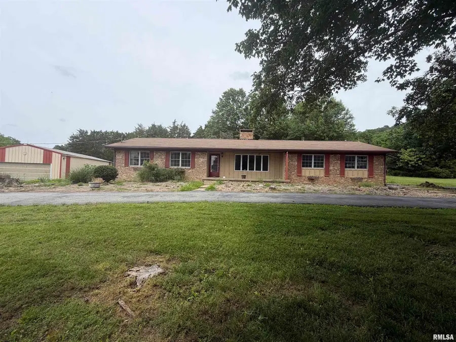 11525 Lick Creek Road, Buncombe, IL 62912 - #2
